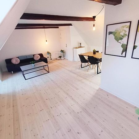 Beautiful Double Room In The Center Of City Randers Exteriör bild